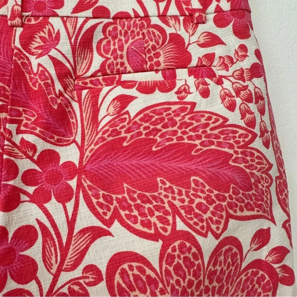 J. Crew Pink Floral Pattern Textured Shorts size 00 - Picture 3 of 9